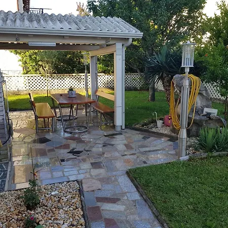 شقة Hama Komunela Mit Garten Und Stellplatz By Interhome أوماغ